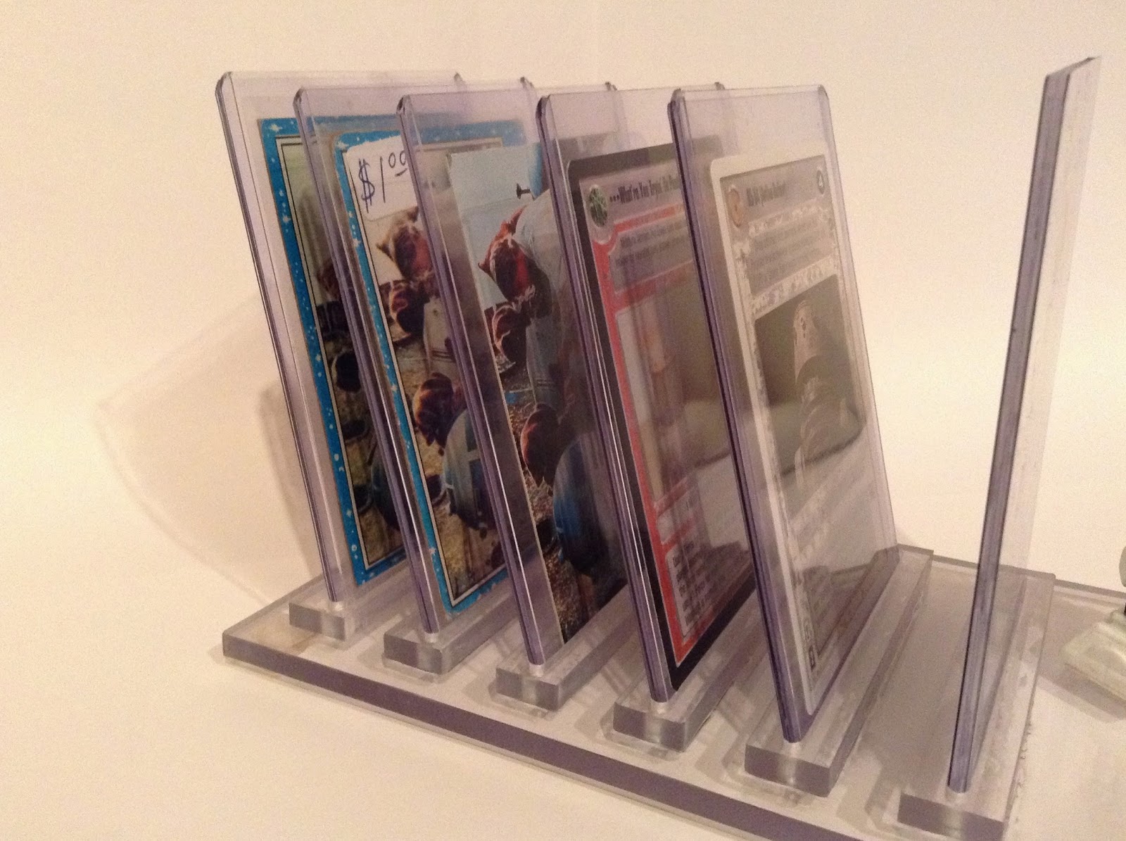 James' R5D4 R5D4 Trading Cards & DIY Display Stand