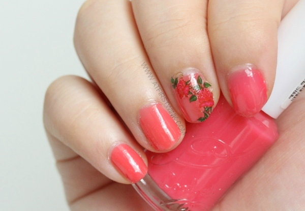 Etude House nail polish OR202 - Grapefruit syrup with pink rose vine water decal 