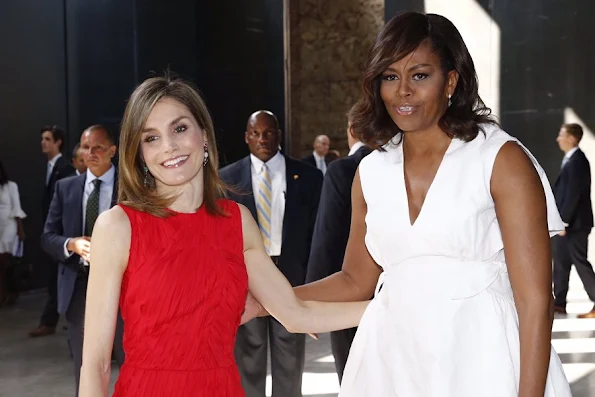 Queen Letizia met with US First Lady Michelle Obama - Let Girls Learn. Queen Letizia wore Nina Ricci Dress - Pre-Fall 2016