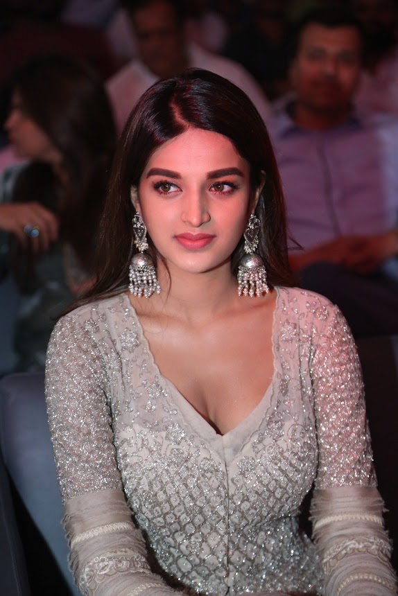 Nidhhi Agerwal