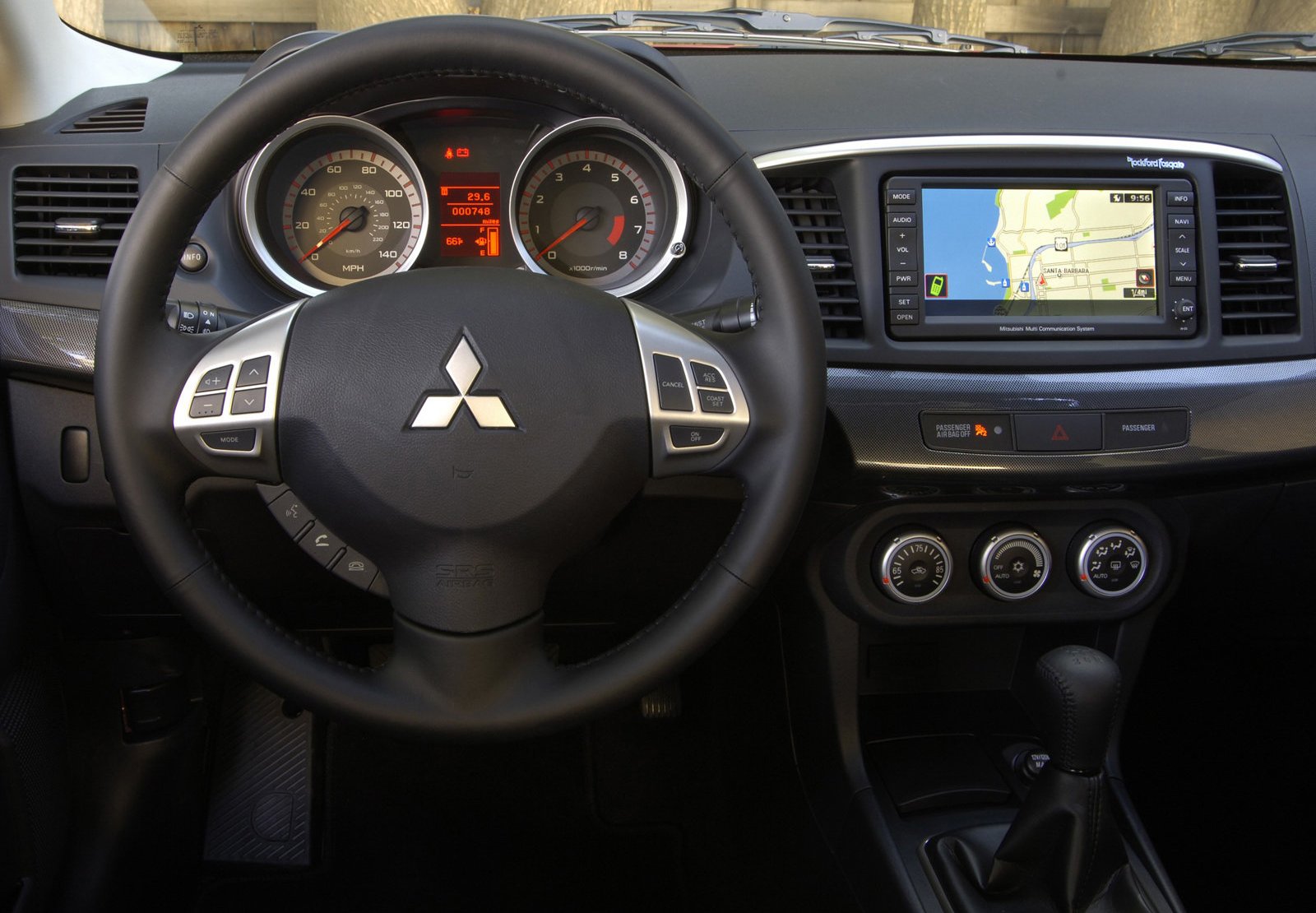 Mitsubishi começa a vender Lancer 2.0 e GT