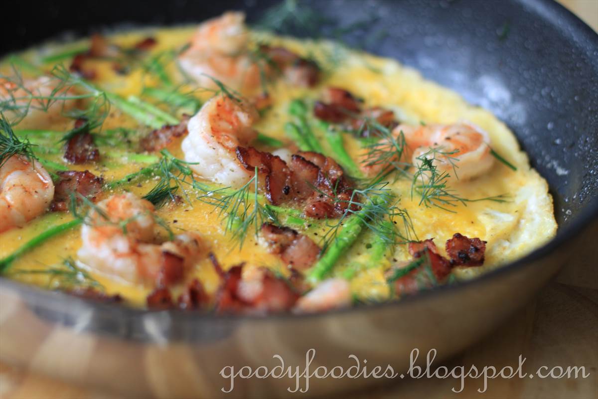 GoodyFoodies Recipe Easy king prawn and asparagus omelette with bacon