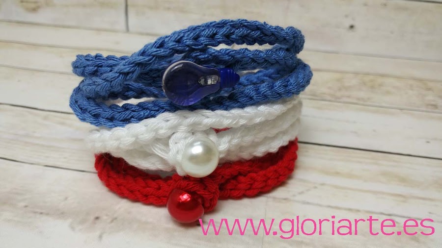 pulseras de crochet con colores de moda