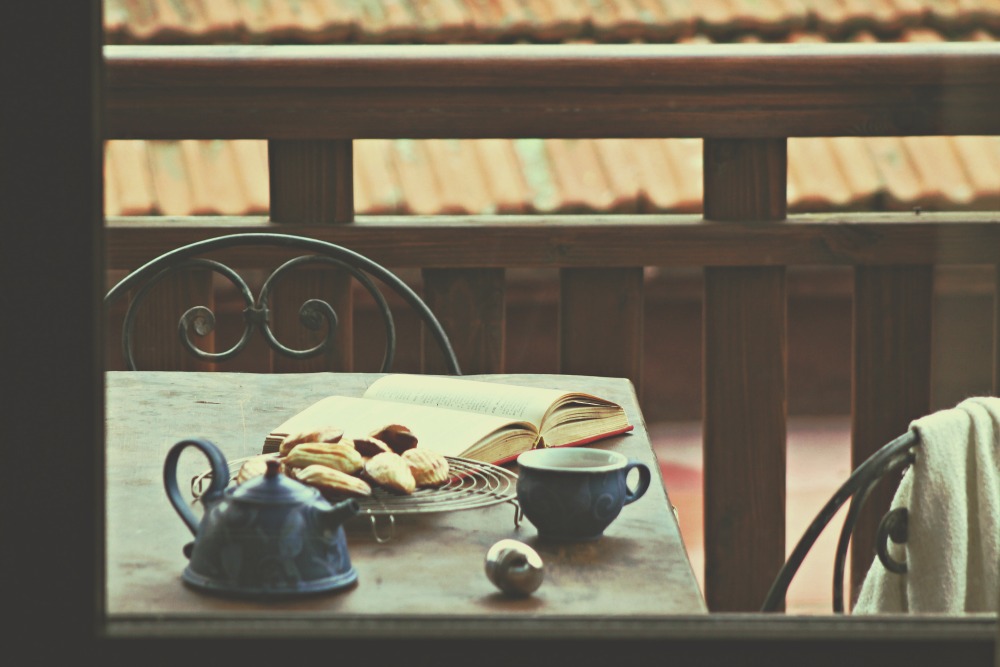 Наслада с Катерина: Мадлени с песто от босилек и пармиджано