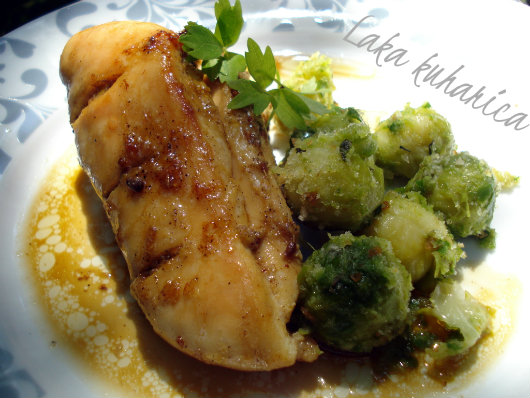 Lemon tarragon chicken by Laka kuharica: a touch of lemon-tarragon butter elevates simply baked chicken breasts.