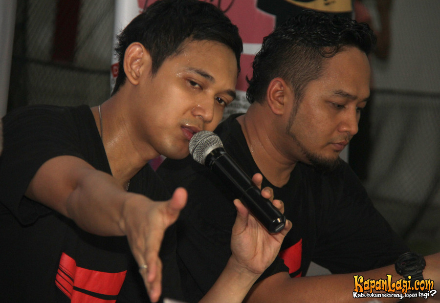 Bondan Prakoso Bondan and Fade2Black, Semangat dan Berdoa