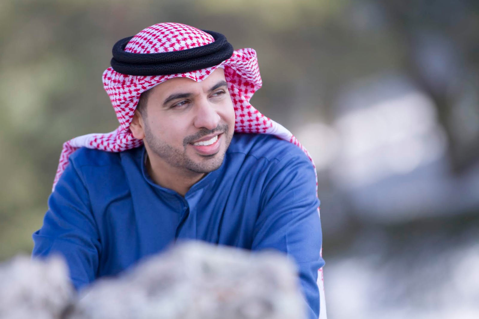 Ahmed bukhatir taweel. Ахмед бухатир нашид. nasheed taweel alshawq ahmed bukhatir. taweel al shawq nasheed. нашид taweel al shawq.