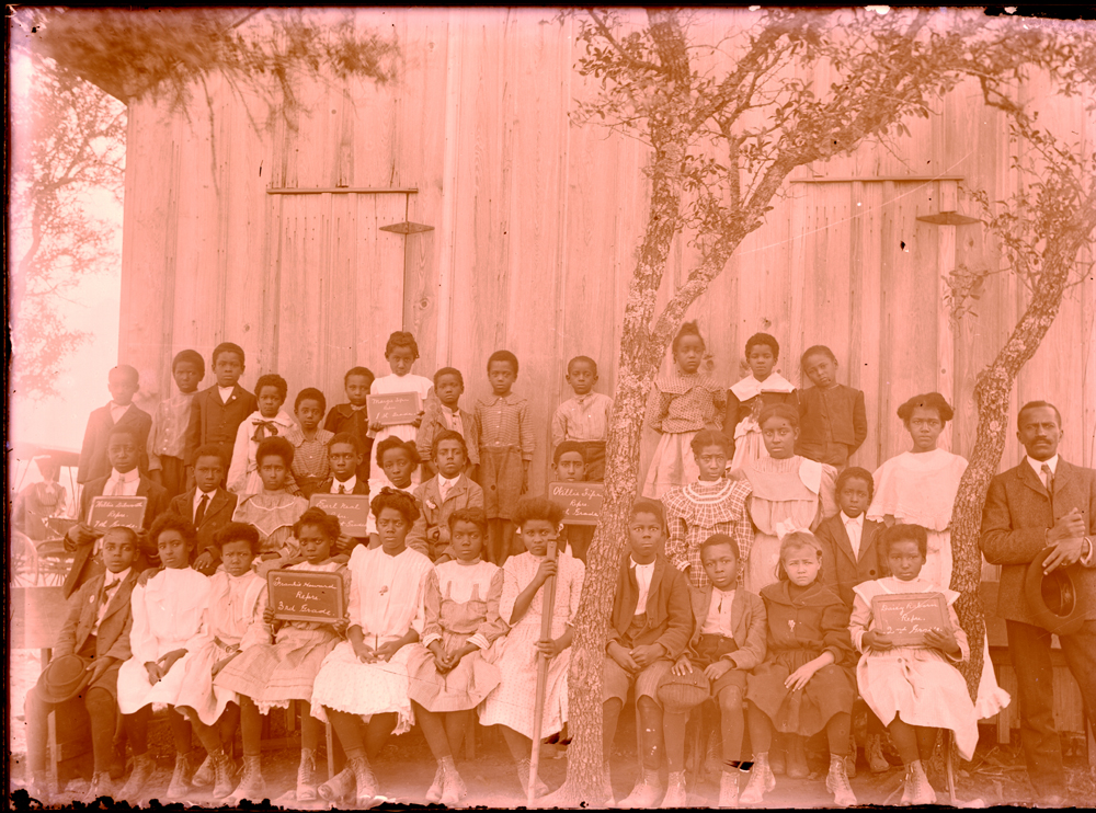 Joe Herring Jr. An extremely rare photo Kerrville's "Cabbage Hill" School