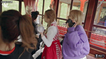 트와이스와 함께하는 스위스 묻지마 관광.jpgif | 인스티즈