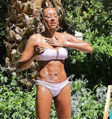 1 Mel B shows off her bikini body and eh...many fans think she needs more rest! (photos)