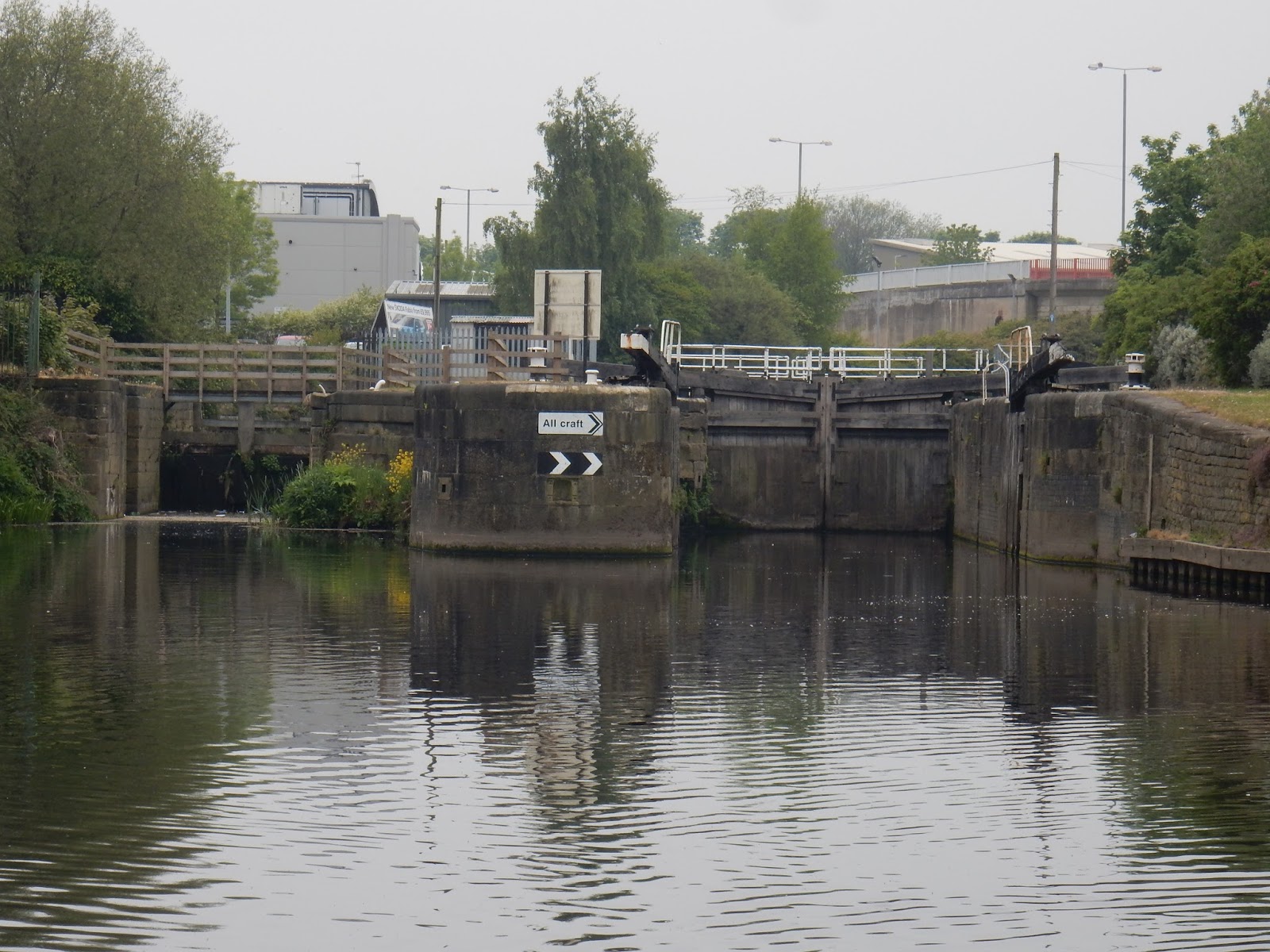 NB Holderness May 2017, by bridge and lock. Part 2.