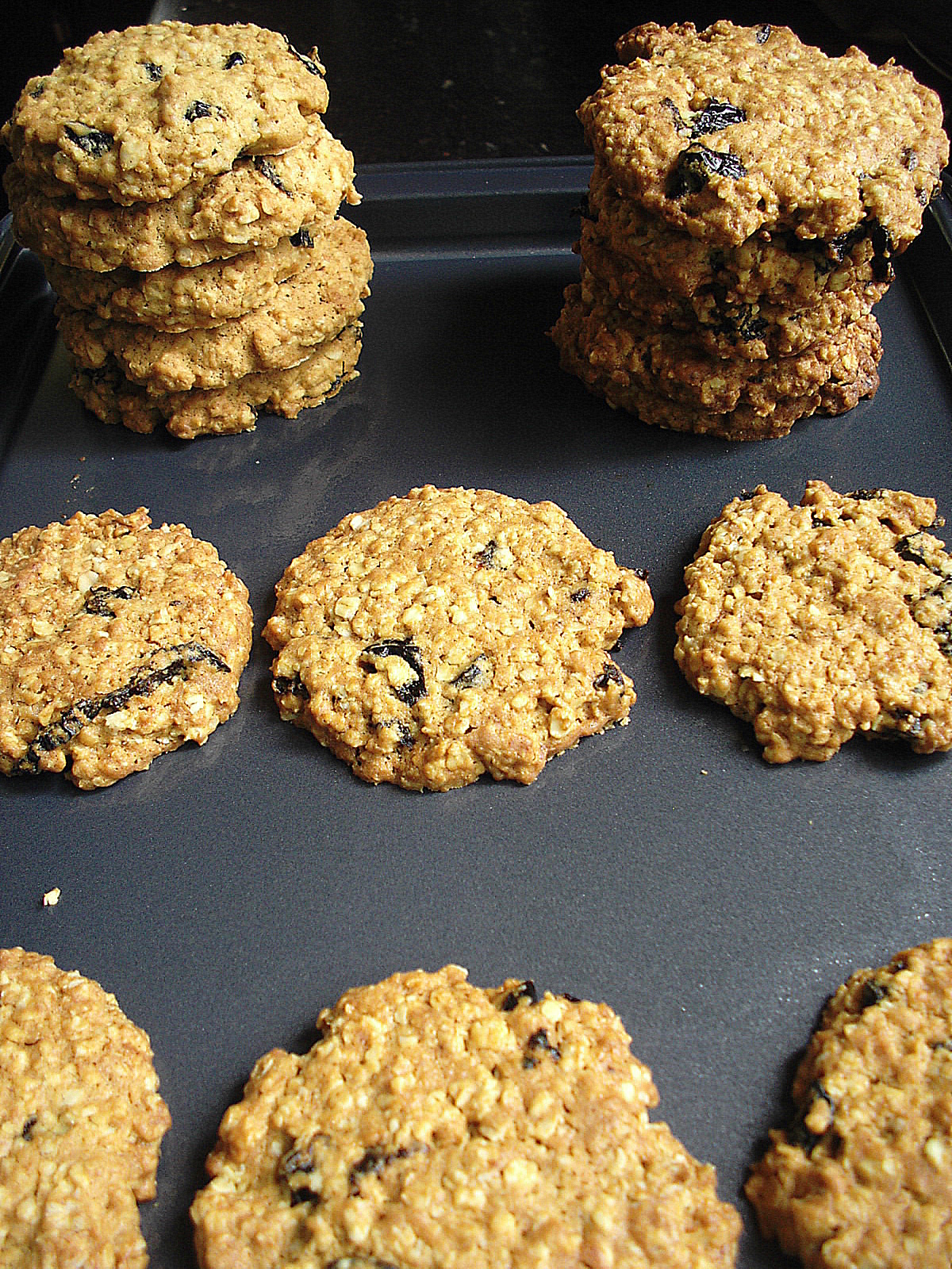 OATMEAL PRUNE COOKIES