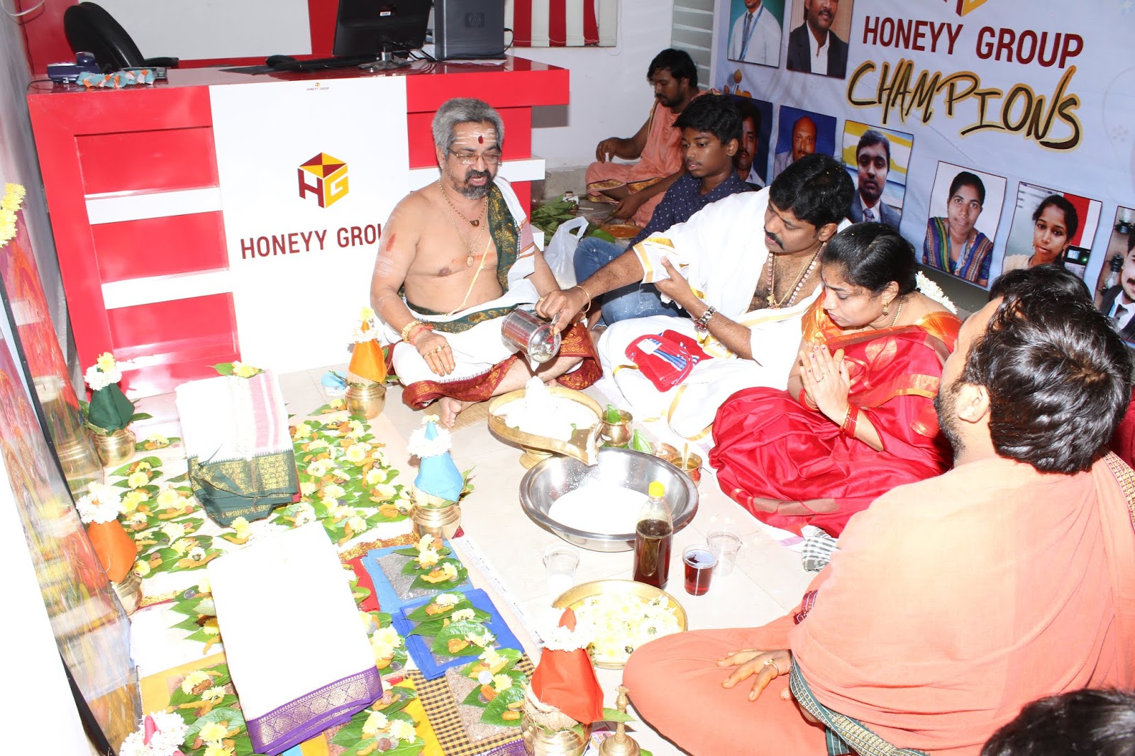 Honeyy Group - Gajuwak - 1st Anniversary Celebrations