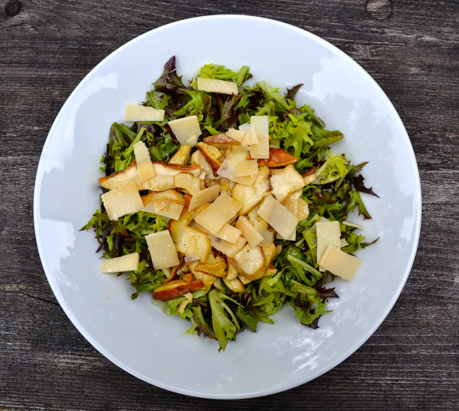 clubzimmer: Salat mit Steinpilzen &amp; Parmesan