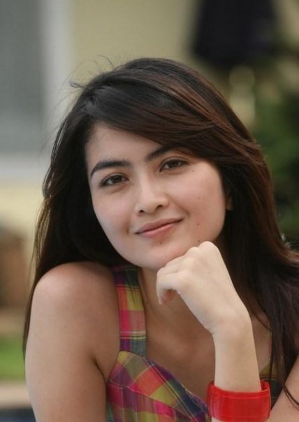 Ida Ayu Kadek Devi | Sharing Foto Artis Indonesia