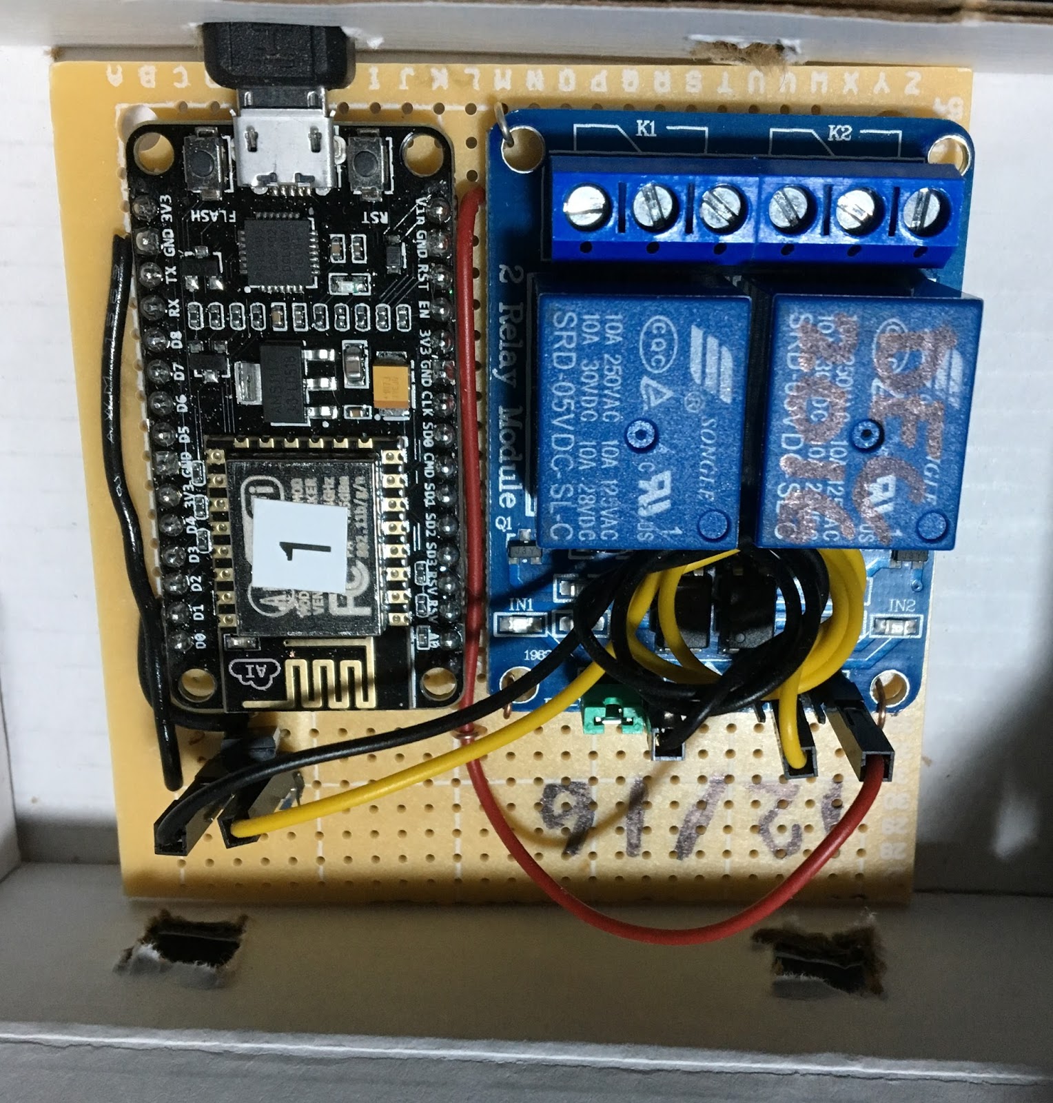 Whiskeytangohotel.com: esp8266 wifi garage door opener from any ...