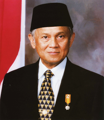 Gambar Presiden B.J. Habibie