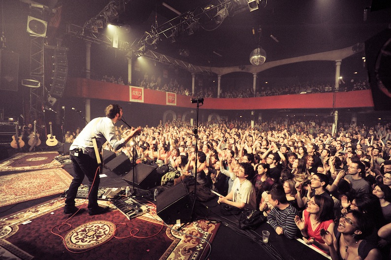 Corps Photo Intérieur Bataclan 13 Novembre 2015 El Acorazado Cinéfilo - Le Cuirassé Cinéphile: Un ataque a la bohemia