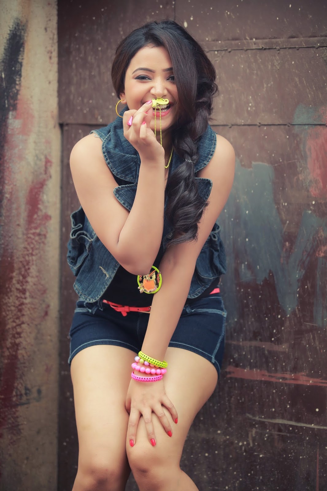 Welcome to Indian Bollywood Beauty: Shweta Basu Prasad New Hot
