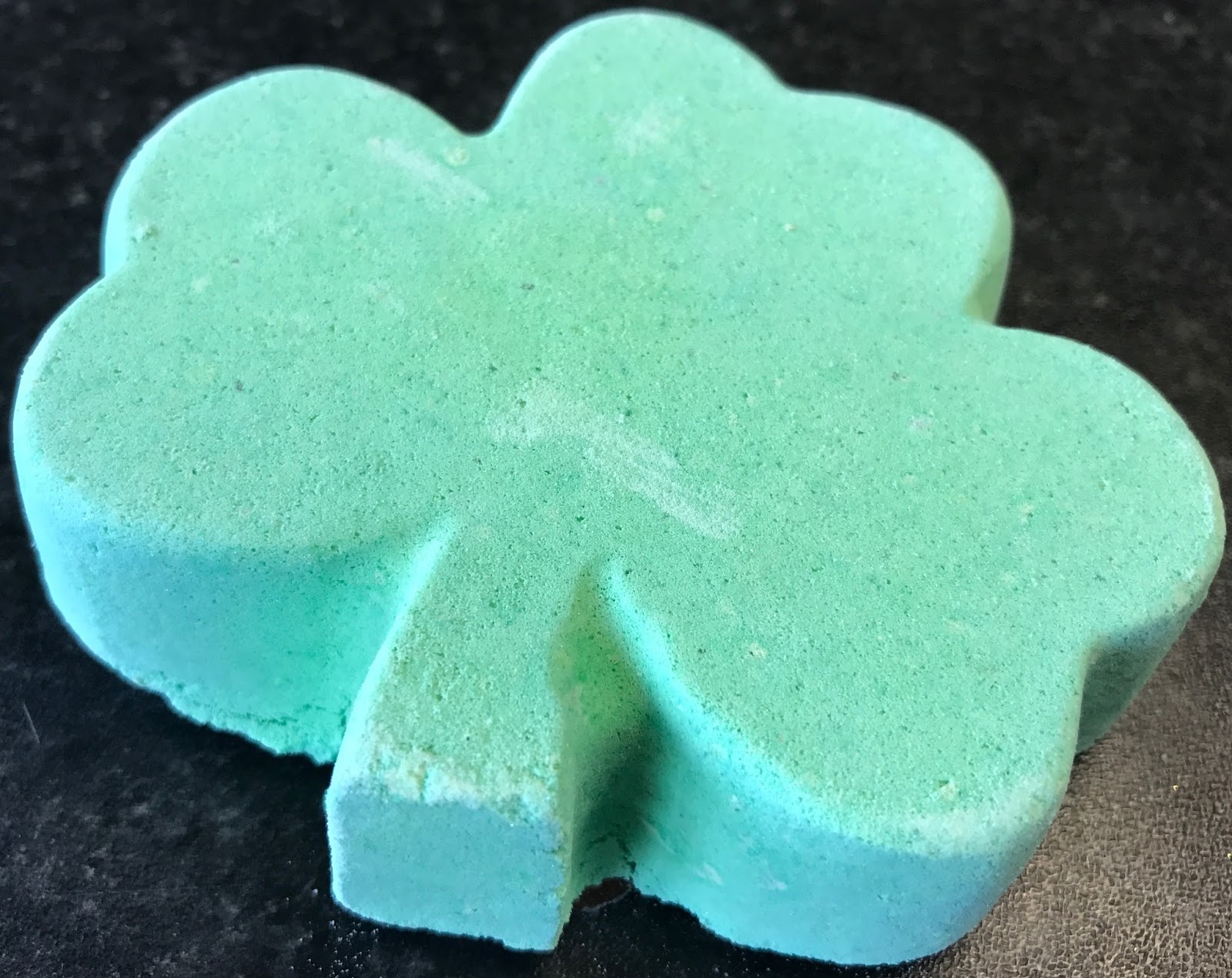 All Things Lush UK Luck Of The Irish Bath Bomb