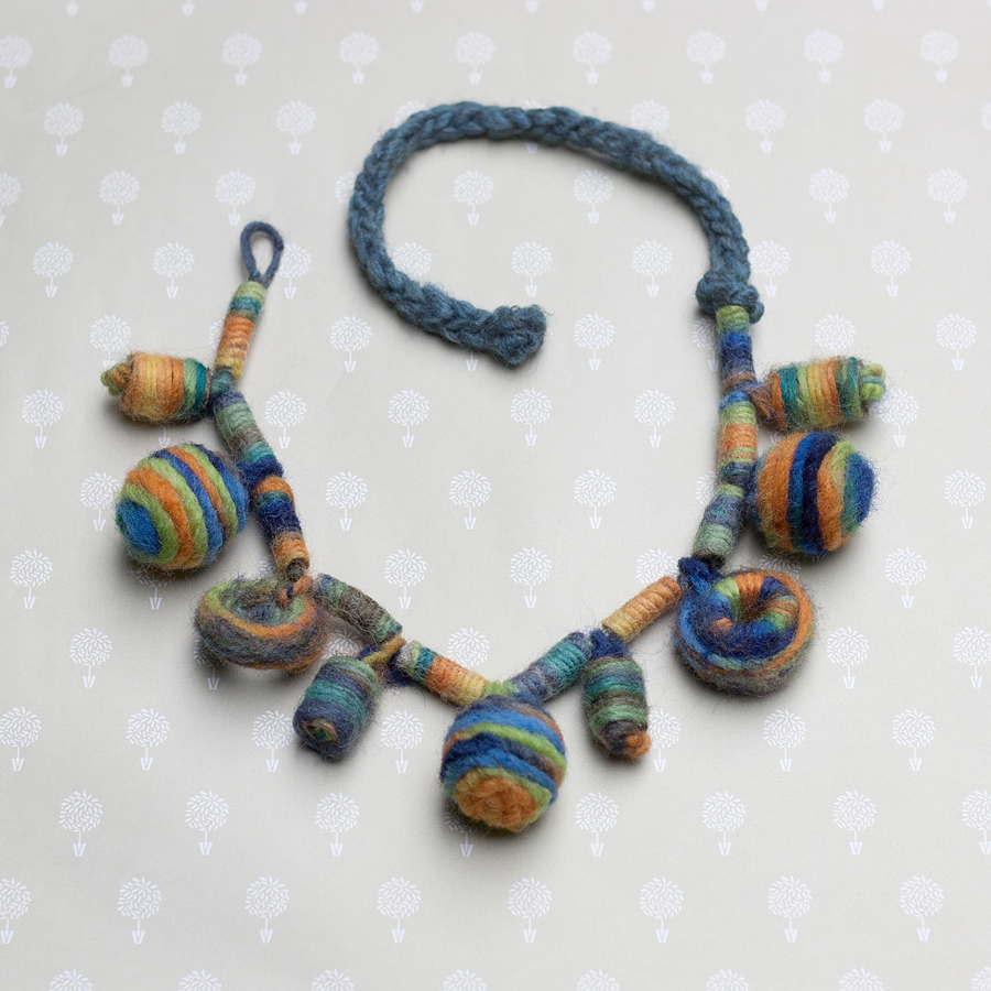 rRradionica Needle felted wool necklaces