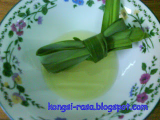 Kongsi-rasa.blogspot.com: Roti Jala & Kari Ayam (Part 2)