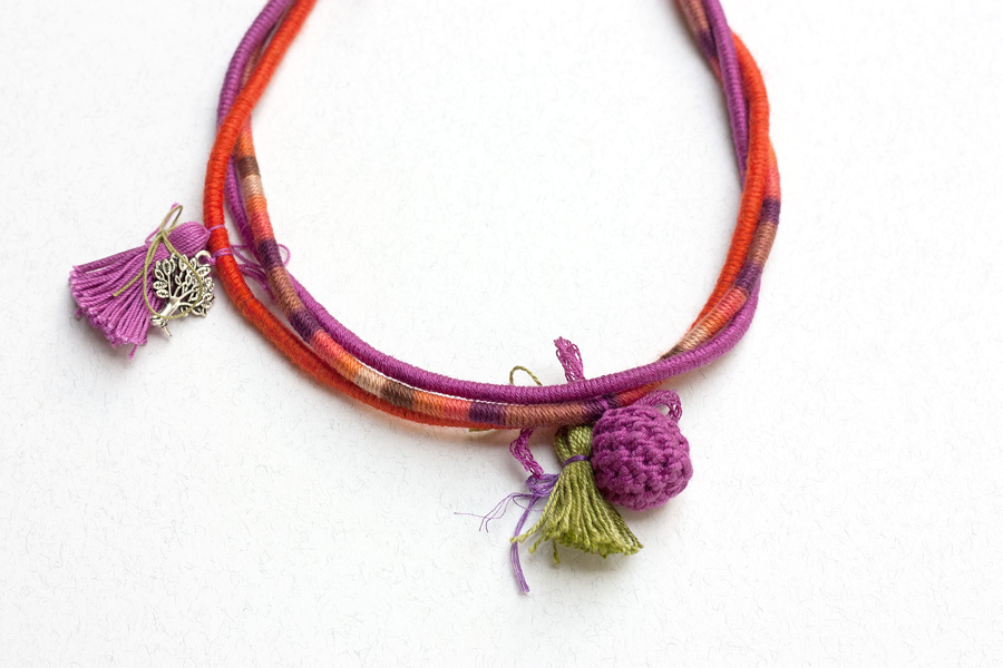 rRradionica: Summertime (sunny orange, burnt orange) . Handmade necklaces