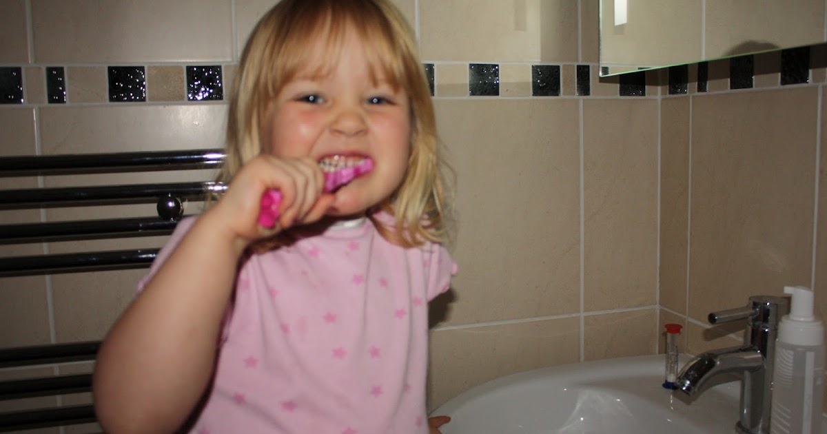 Mellow Mummy Tips For Getting Your Children To Brush Their Teeth
