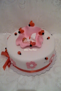 Tort de botez cu gargarite