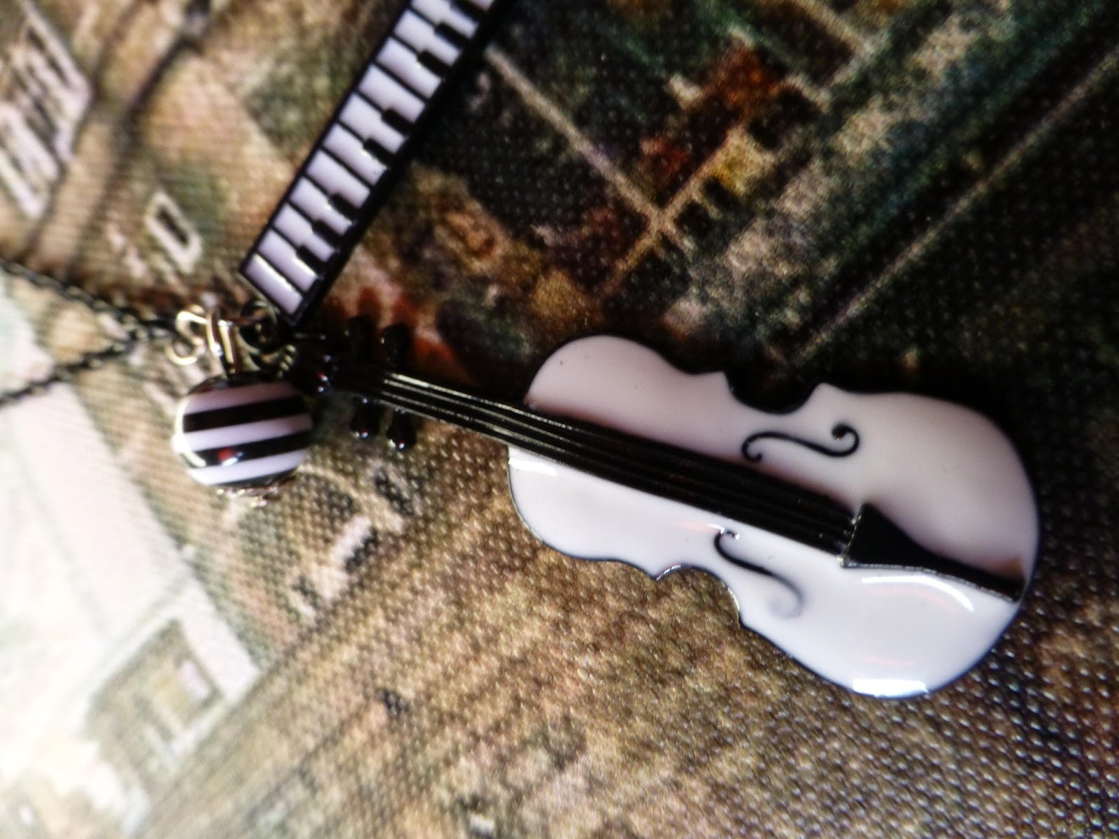 last trend london collar ( cool violin ) tendencia