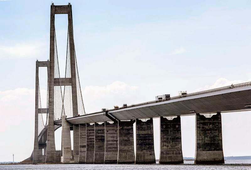 The 7.8 kilometres-long cable-stayed bridge forms an important part of the fixed link between Denmark and Sweden.