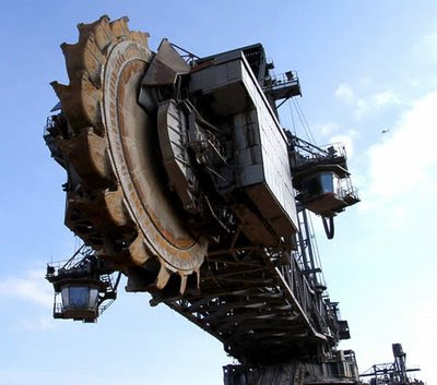 390z: World's Largest Digging Machine ever built