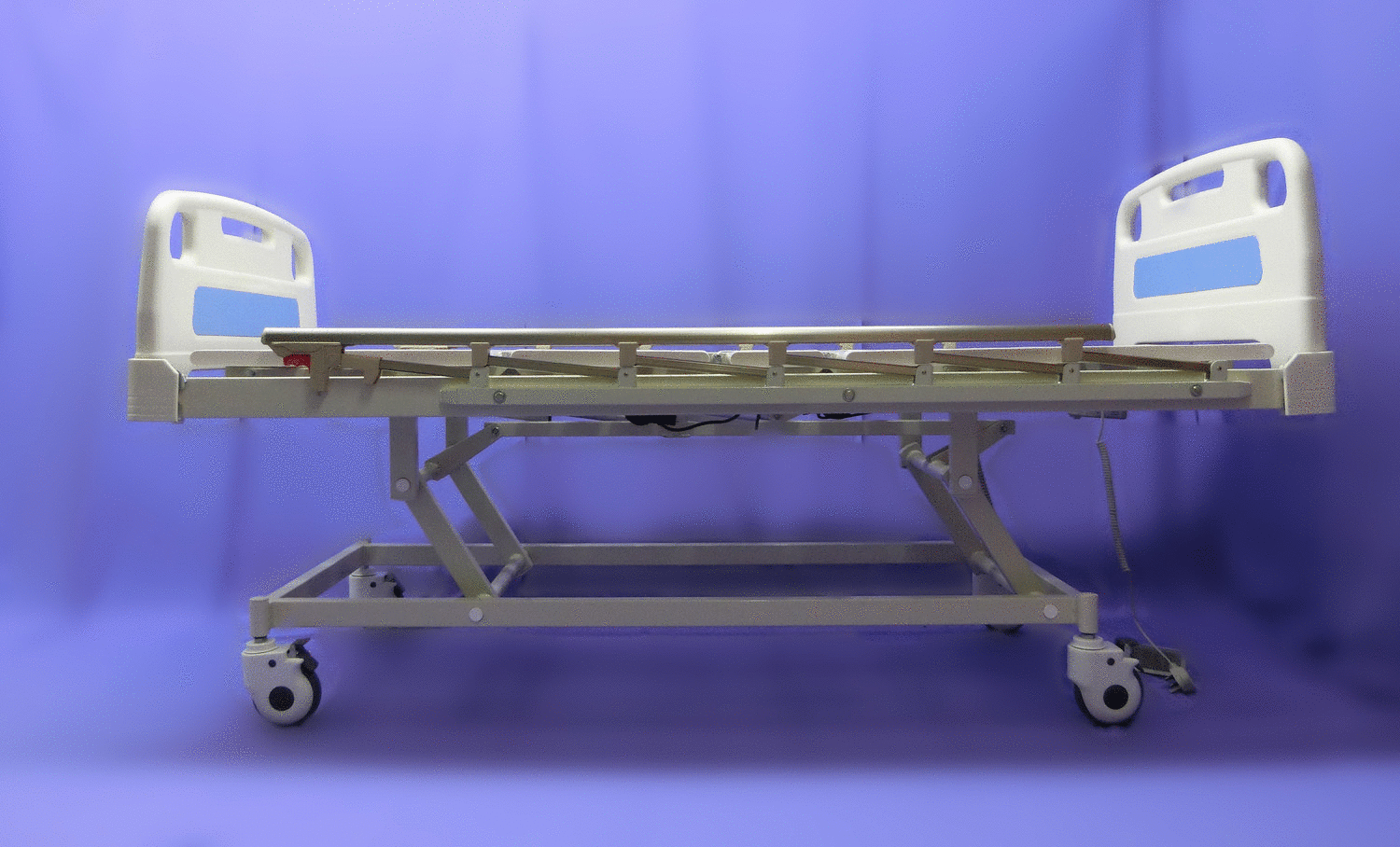 HILO electric hospital bed in Machan (end 5/2/2025 543 PM)