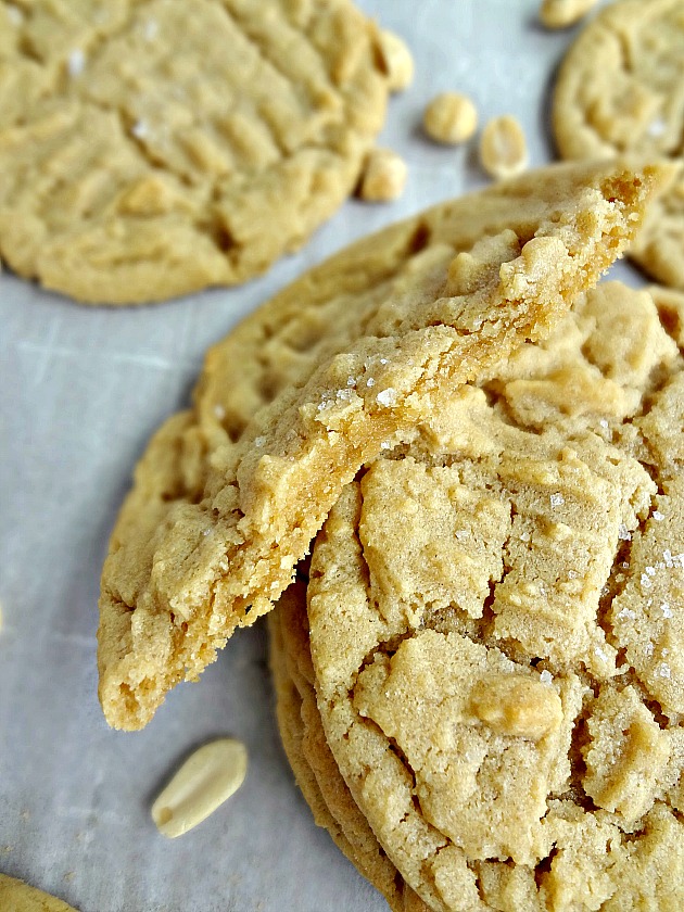 The Cooking Actress Soft & Chewy Peanut Butter Cookies