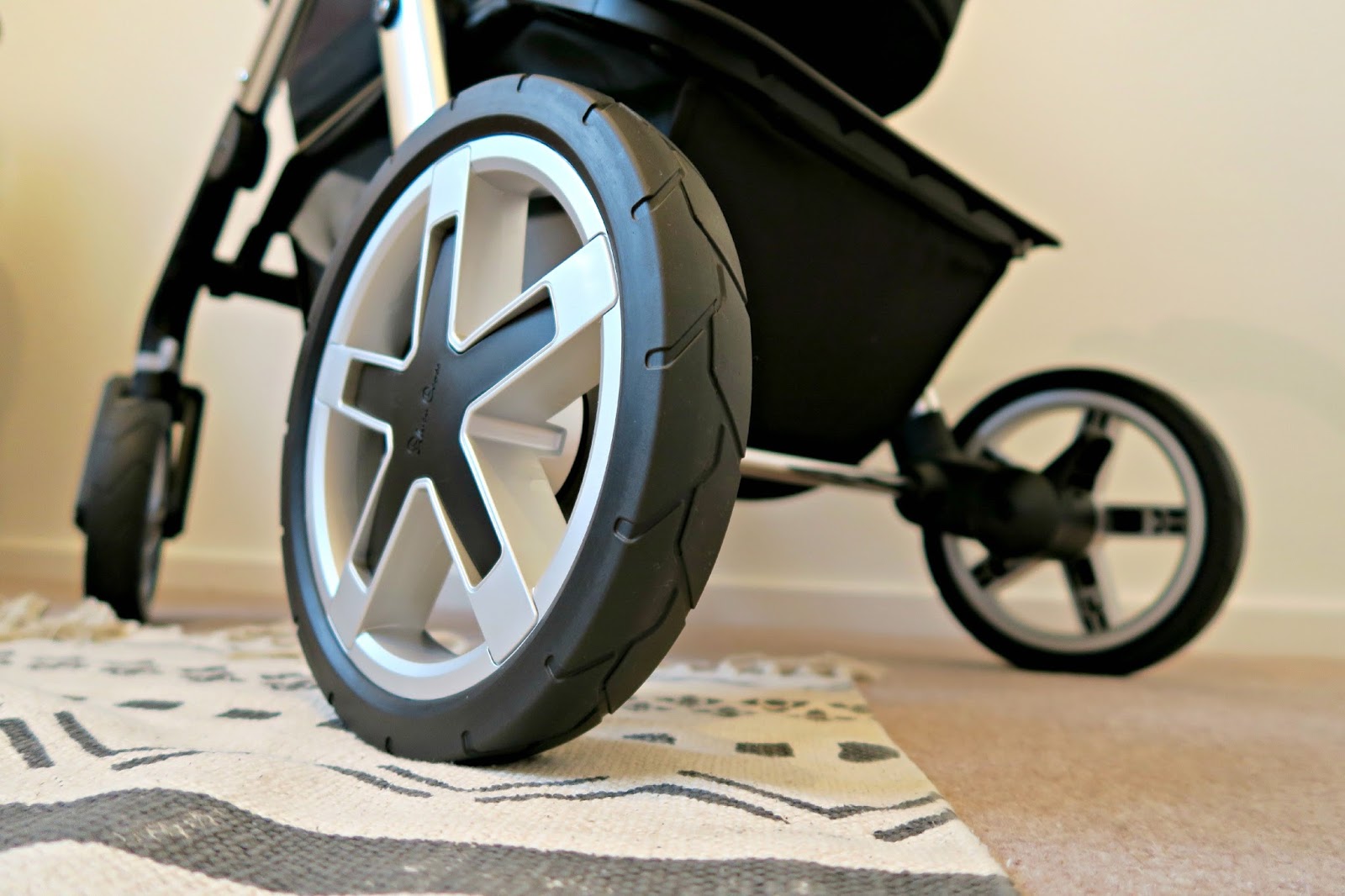 silver cross pioneer wheels