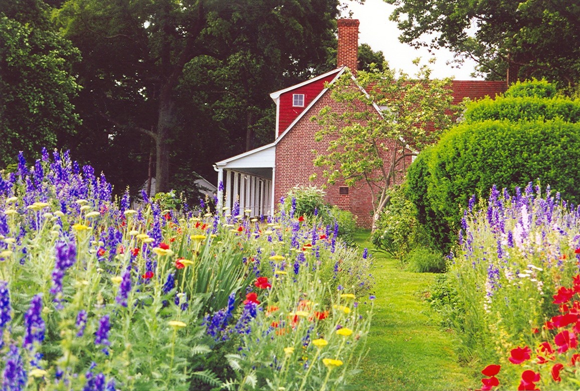 Historic Sotterley Join the Sotterley Garden Guild Your Help Matters in the Garden!