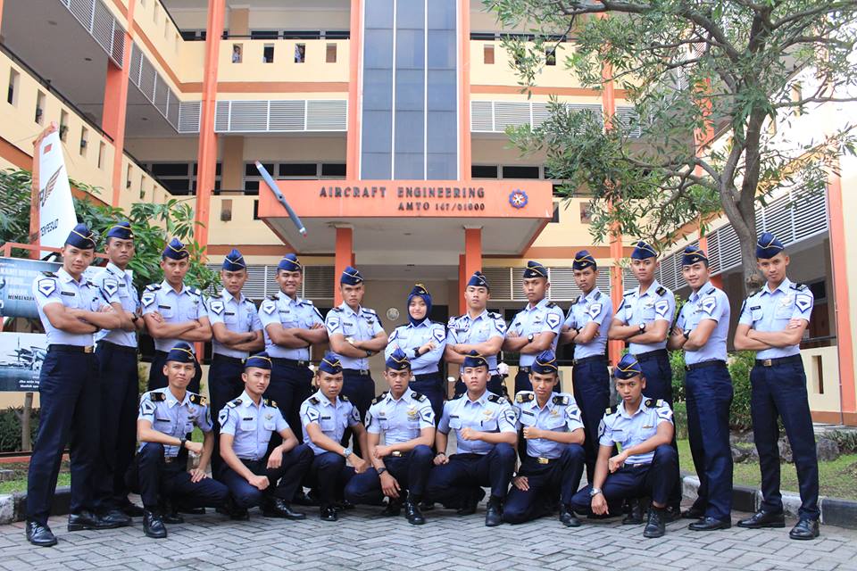 Diploma Non Diploma Poltekbang Surabaya