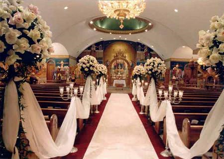 Wedding in Church: Ideas for Church Christmas decor