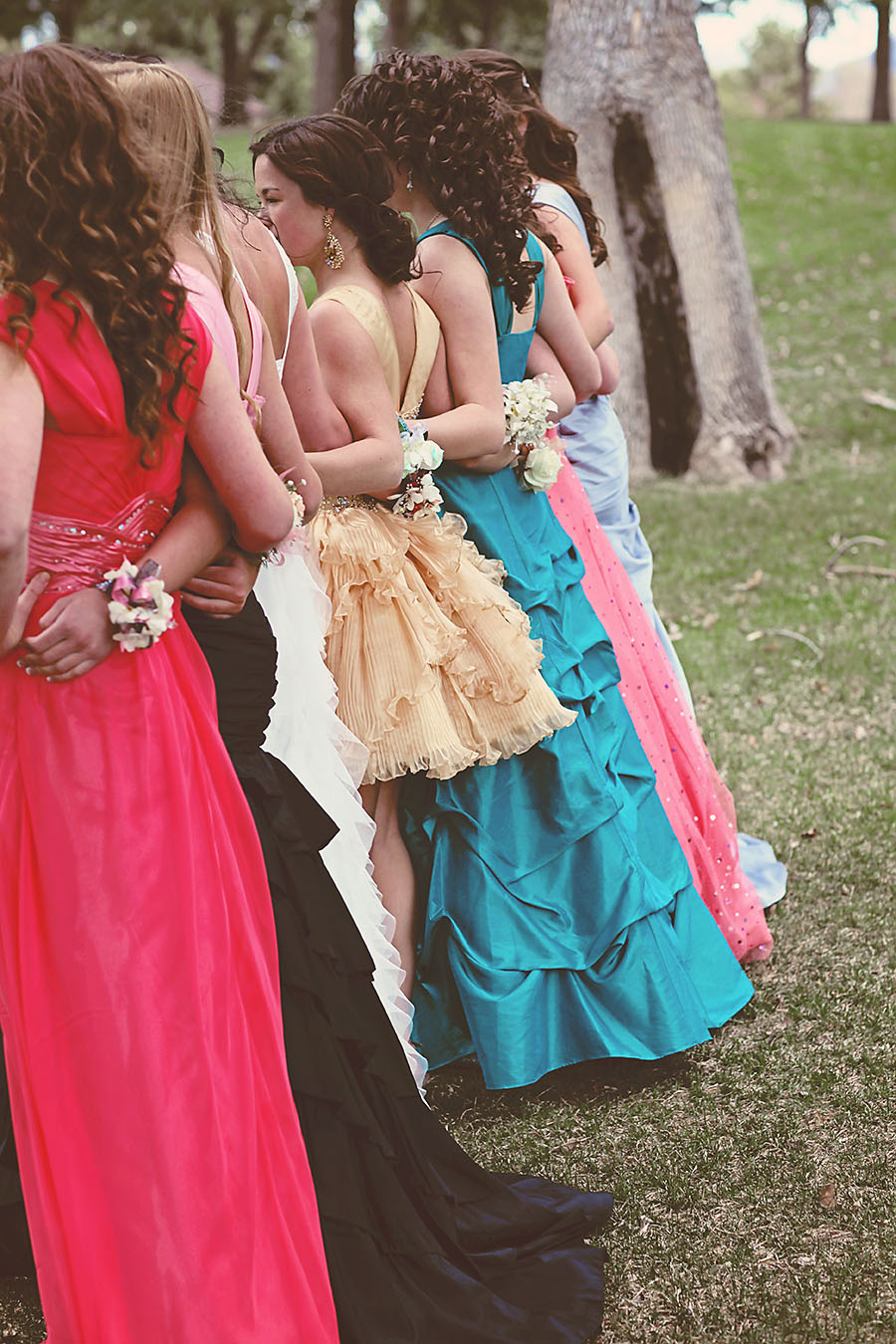 homecoming-girls-pics-super-busty-babes-nude