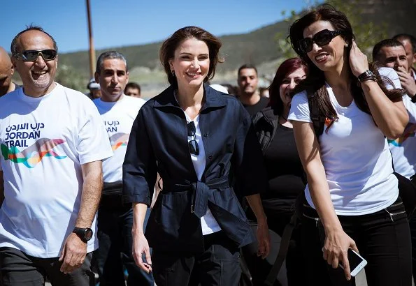 Queen Rania joined hikers in the village of Rmeimeen to take part in the Jordan Trail’s second annual Thru-Hike