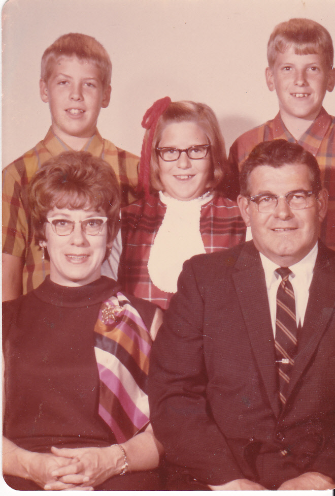 Book of Remembrance Ancestral History Life Sketch of Arnold Albert Isham