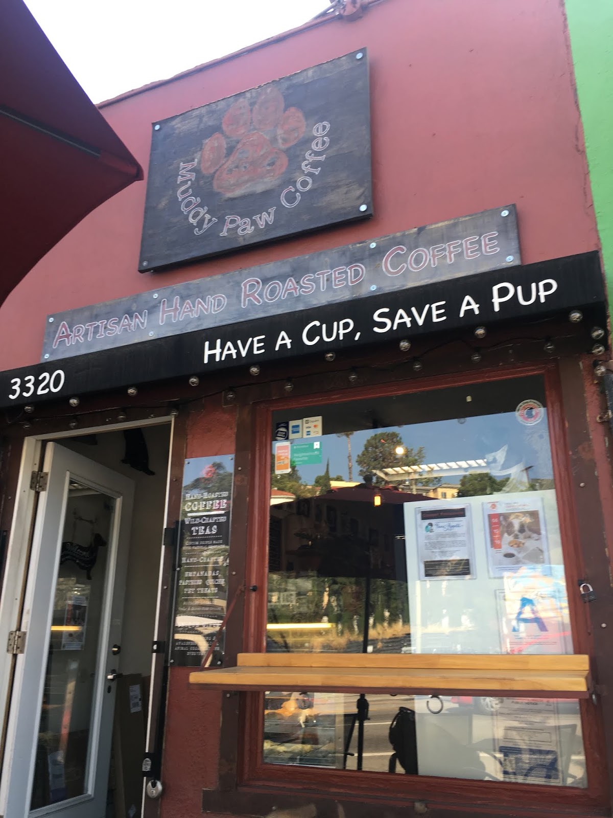 Muddy Paw Coffee in Silverlake