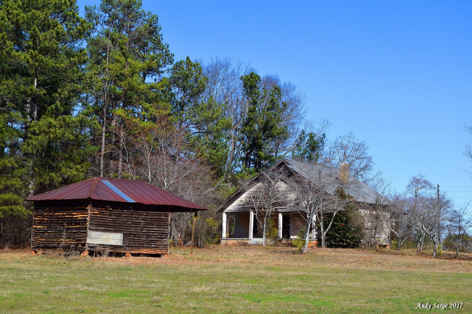 Old Farmhouse and Maybe a Smokehouse in Barrow County