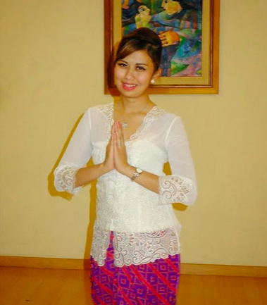 Radinna Nandakita Interabsurd