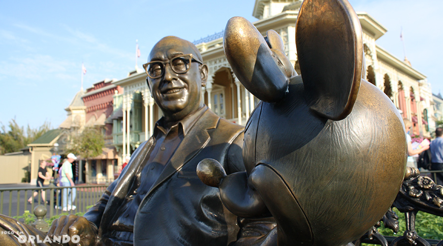Estátua Roy Disney e Minnie Mouse, Magic Kingdom Park, Orlando
