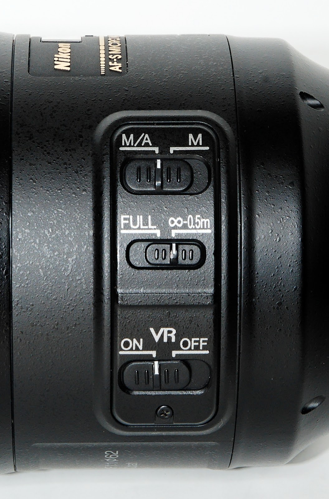 The 70200 f/2.8 lens and what makes it so popular