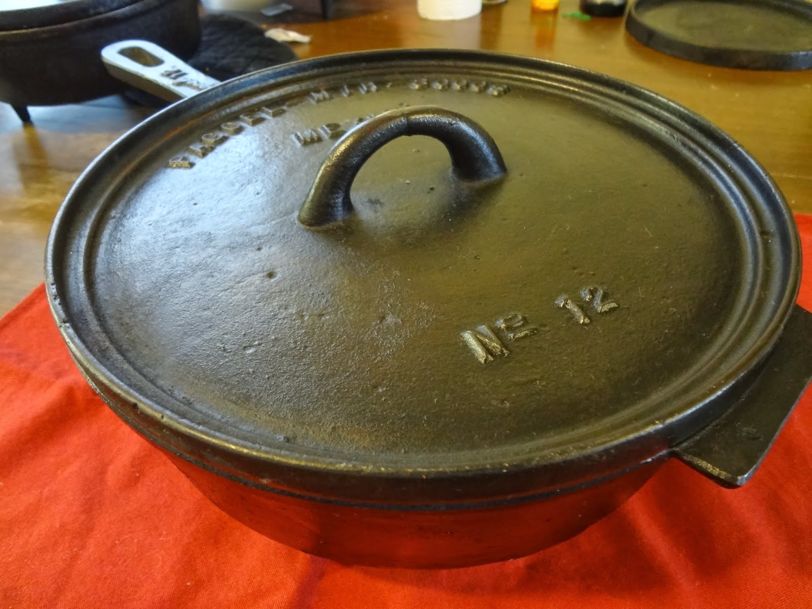 Woods Roamer Small Cast Iron Dutch Ovens as used in Mexican Jacales….