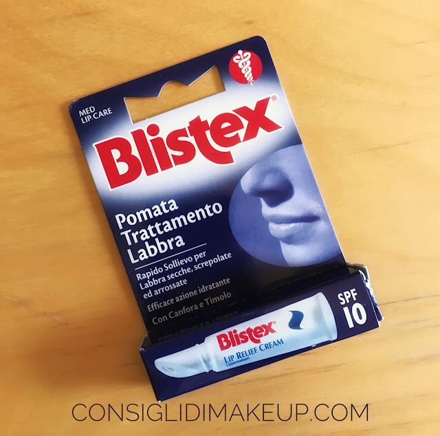 recensione pomata trattamento labbra blistex