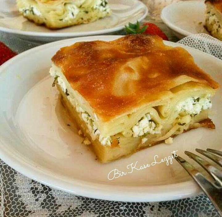 SU BÖREĞİ TARİFİ Bir Kase Lezzet