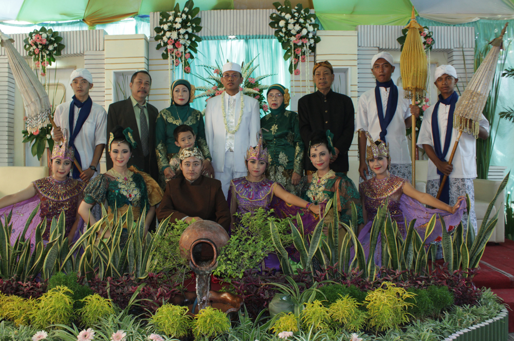 Upacara Pernikahan Adat Sunda ~ HENA WEDDING GALLERY